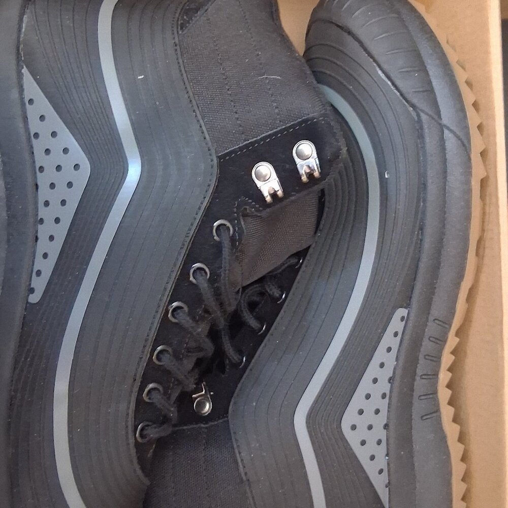 MERRELL Men's Jungle Moc Leather Boot Black Size 9 Faux Fur Lined Laceup